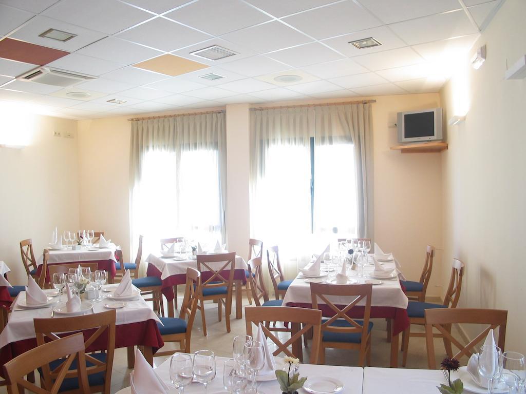 Hostal Ciudad De Caparra Carcaboso Luaran gambar
